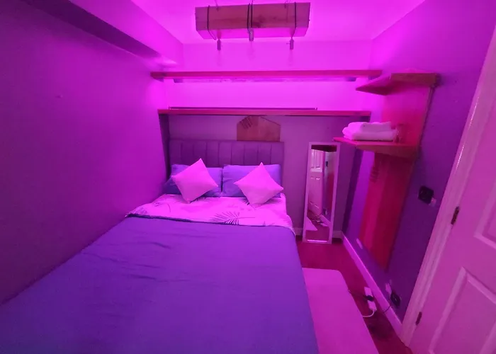 Zenwood Room